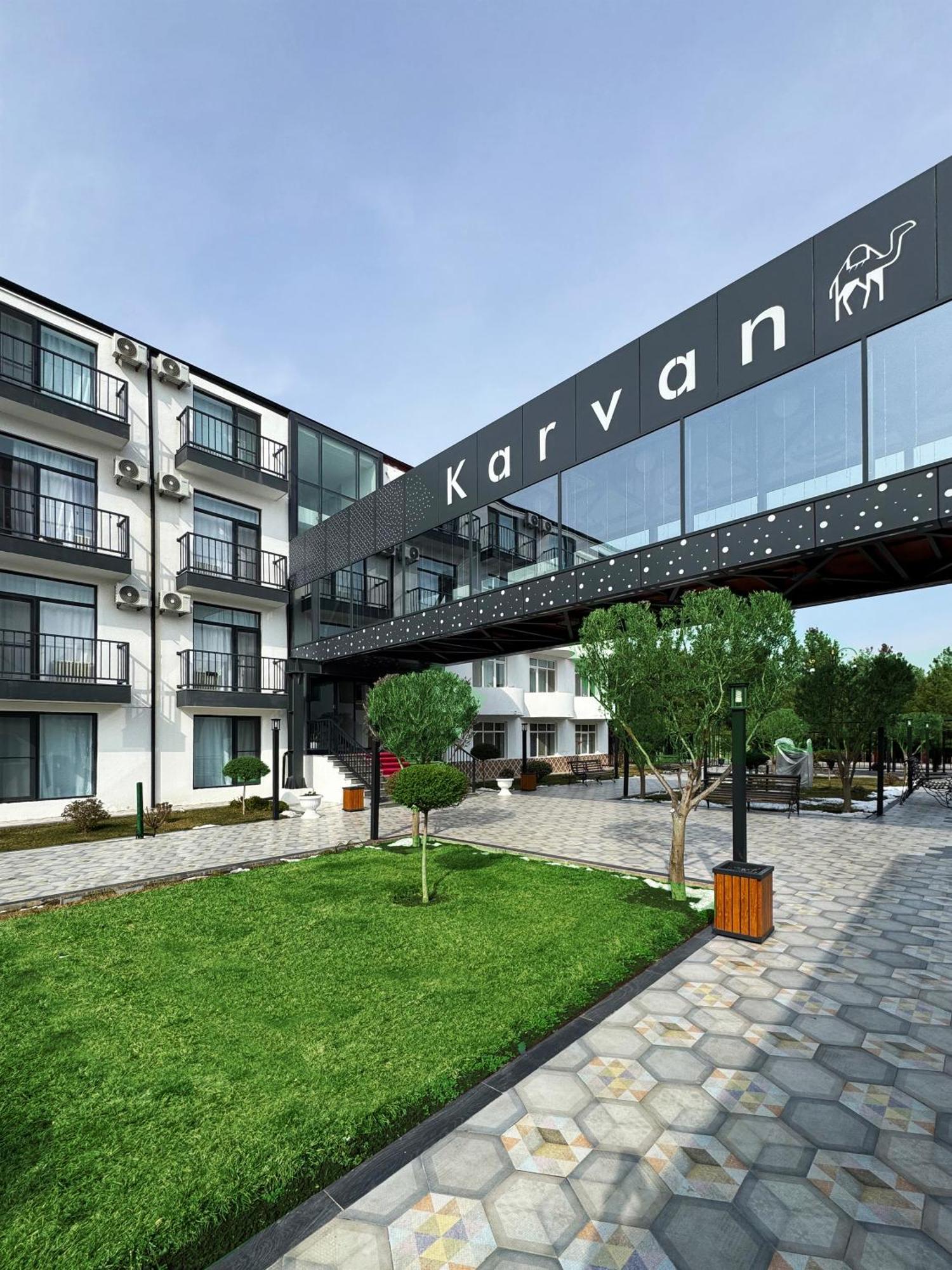 Karvan Hotel-Sanatorium Naftalan Ngoại thất bức ảnh